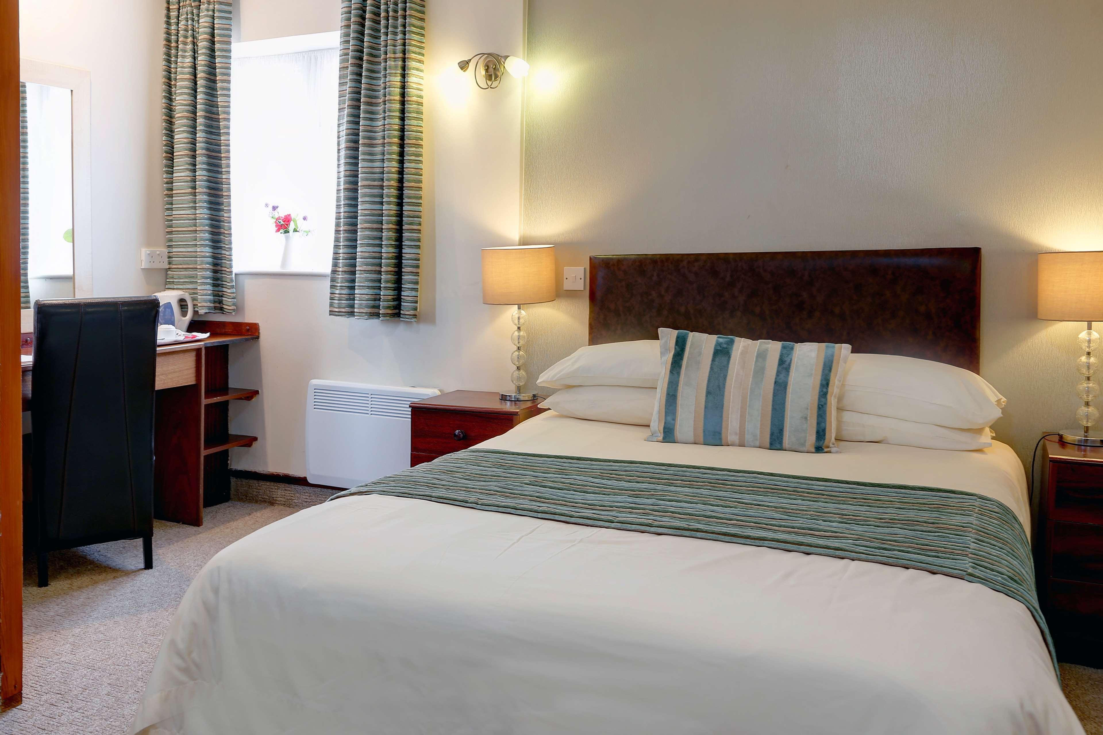Best Western Compass Inn Tormarton Εξωτερικό φωτογραφία