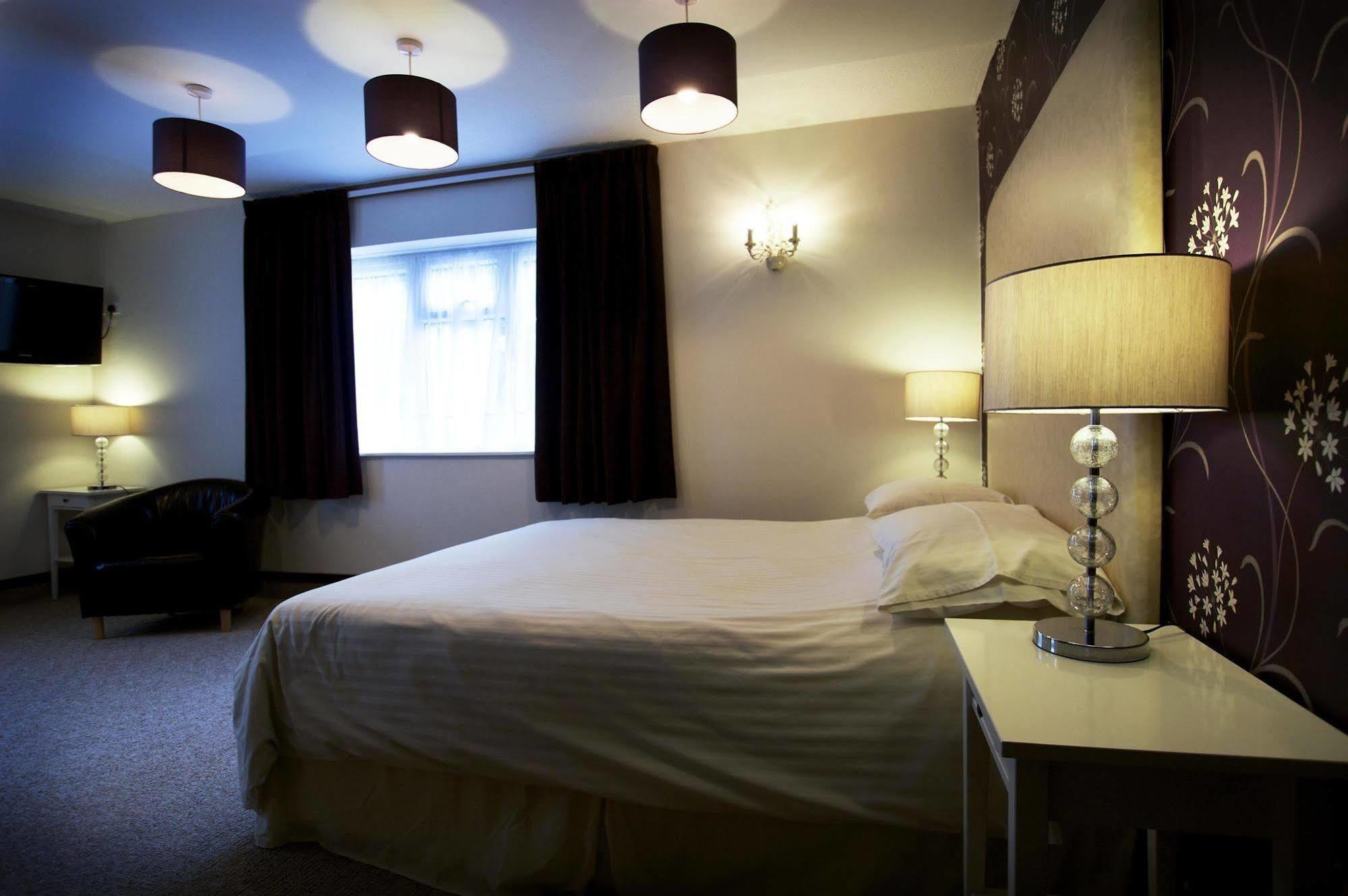 Best Western Compass Inn Tormarton Δωμάτιο φωτογραφία